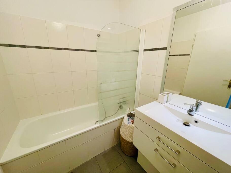 Appartement 4 Pers A 5 Min De Paris サン・トゥアン エクステリア 写真